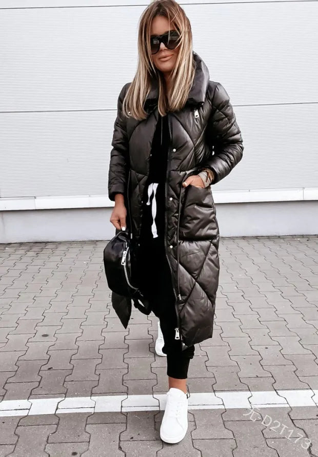 Sylvenne | Lang Metallic Puffer Jakke