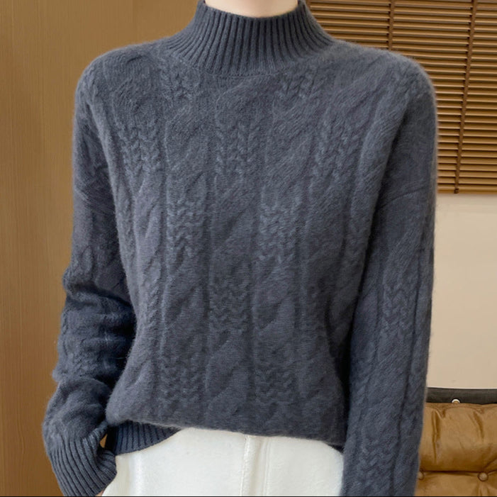 Solène | Fuzzy Cable Knit Rullekravetrøje til Damer