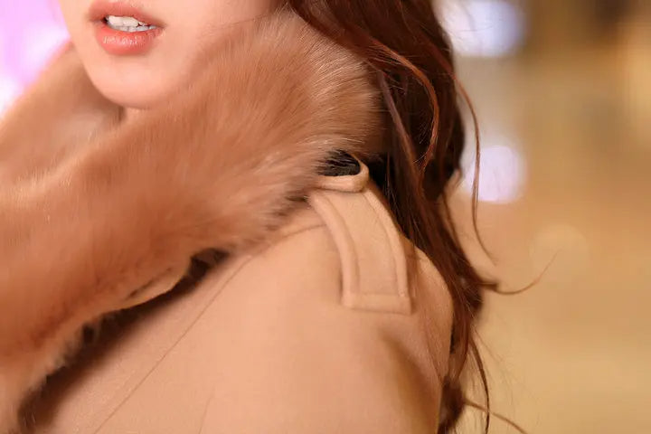 Vivienne | Frakke med Faux Fur Krave