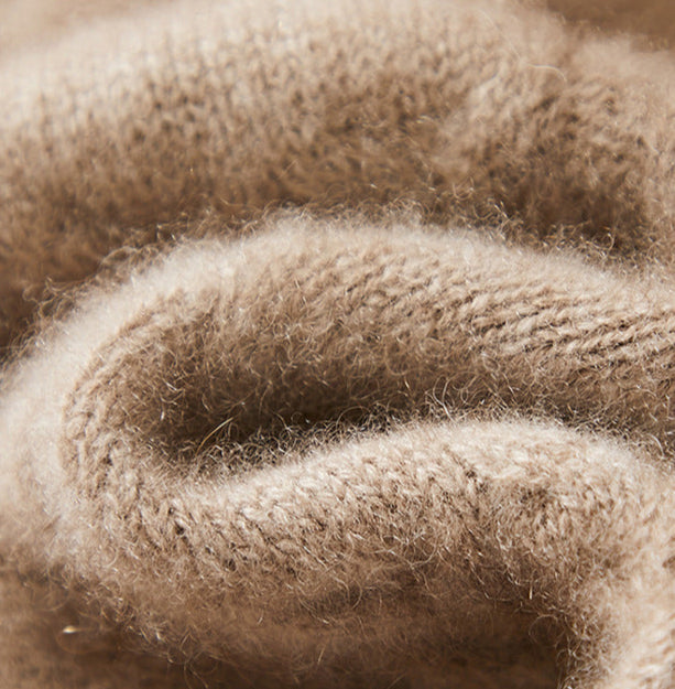 Solène | Fuzzy Cable Knit Rullekravetrøje til Damer