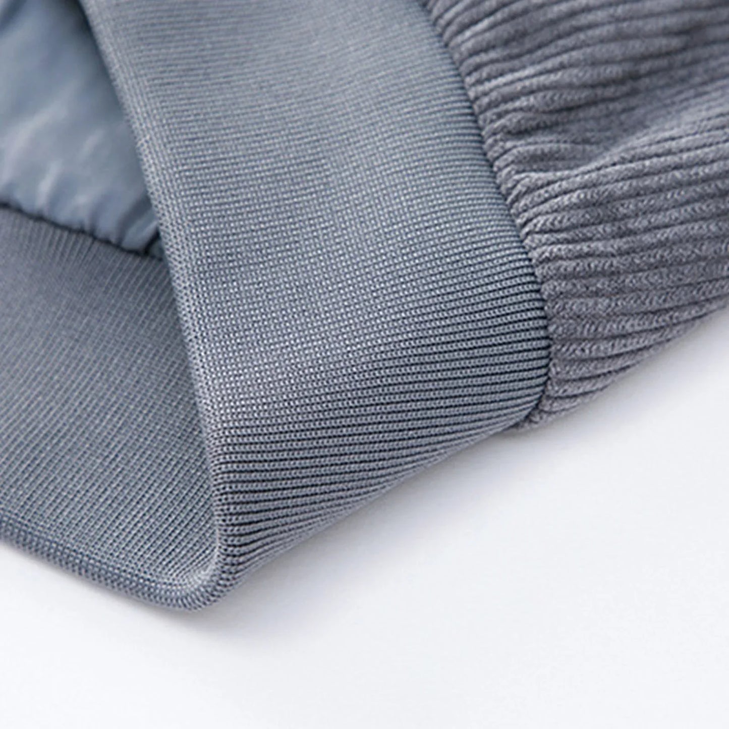 Alaric™ | Varm Mændjakke i Fløjl med Fleecefor og Tidløst Design