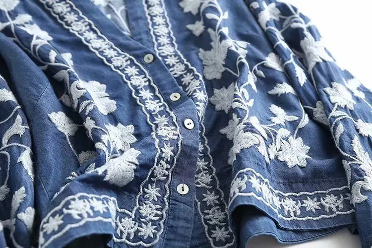 Elviora | Damer Denim-Look Bluse med Blomsterbroderi