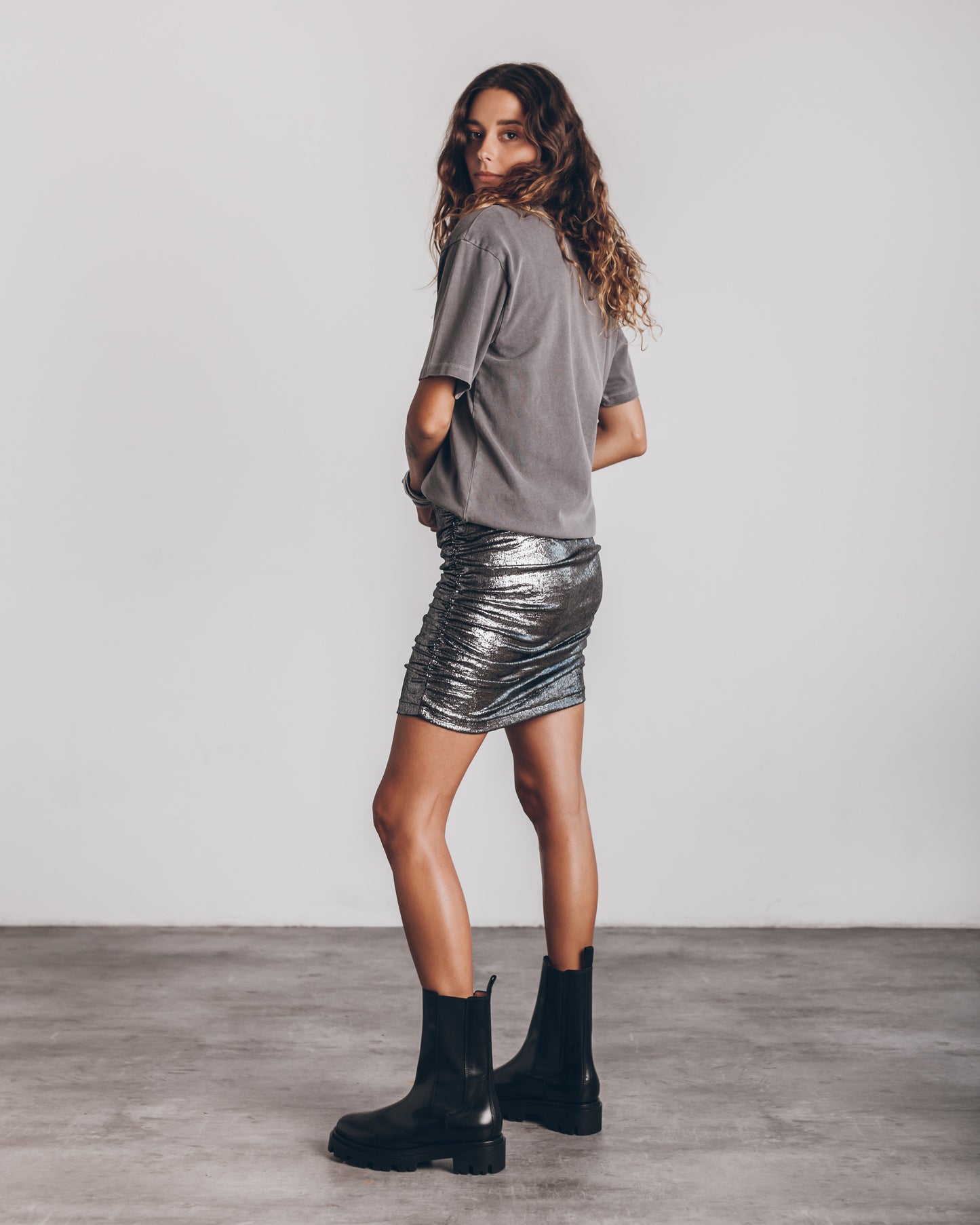 Lunessa | Skinnende Metallic Mini-Nederdel Med Rynket Struktur