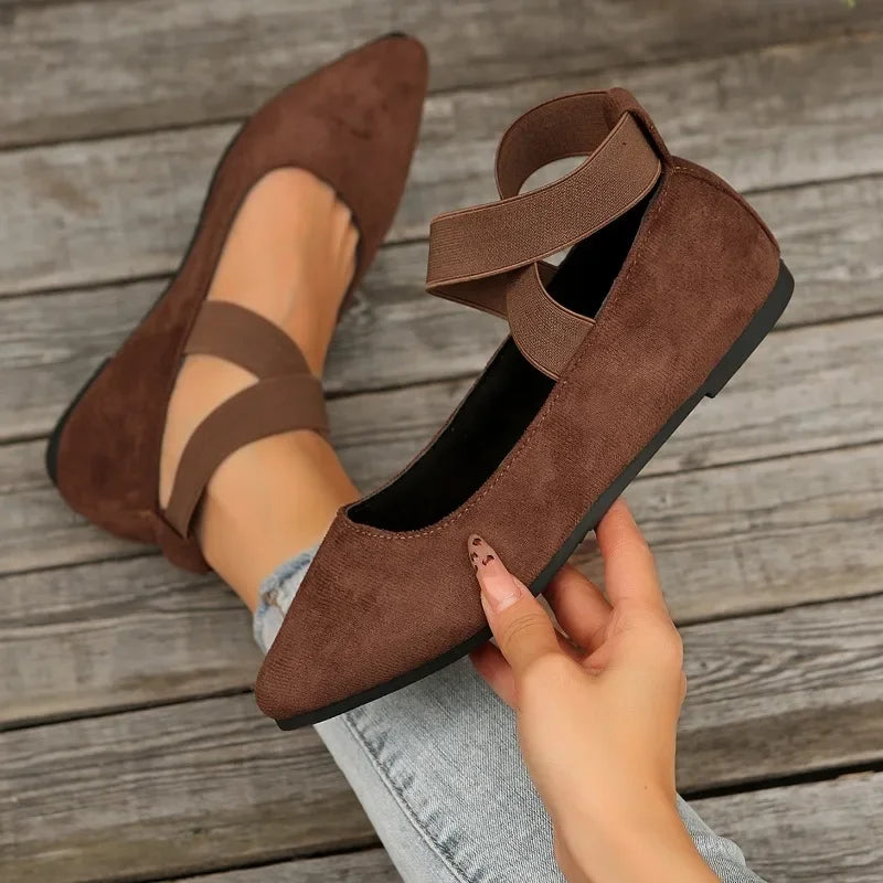 Lunelle™ | Damer Slip-On Sko med Krydsbånd | Komfortable Flats i Ruskind-Look med Spids Tå og Elastisk Ballerina-Stil