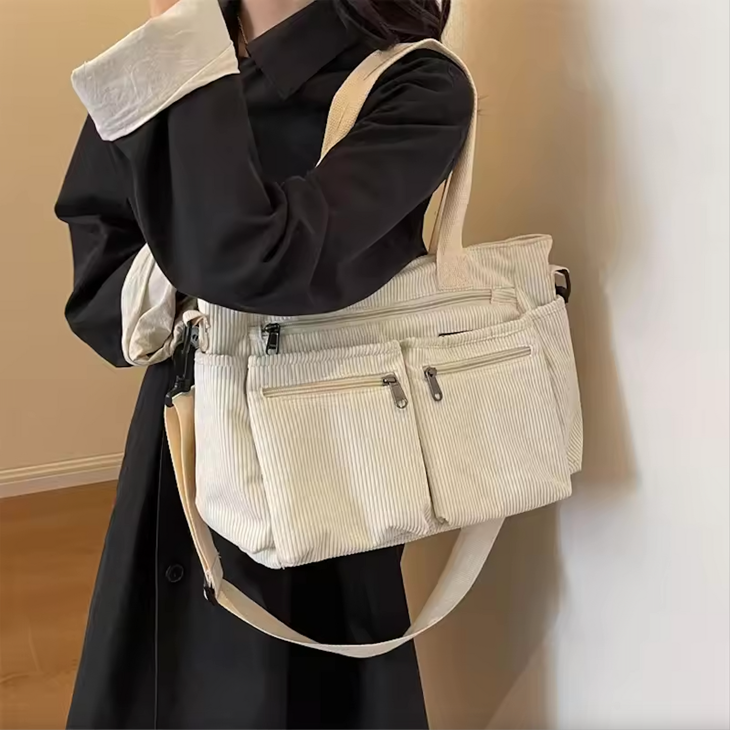 Mirella™ | Damer Fløjls Skuldertaske med Flere Rum | Blød Fløjl Crossbody med Justerbar Rem