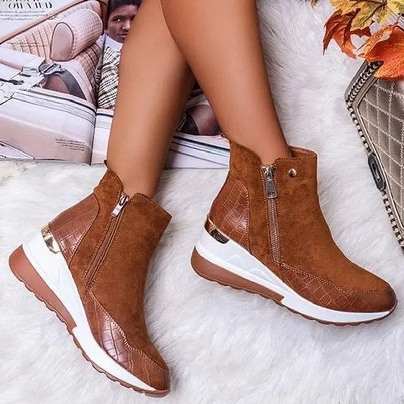 Amarena™ | Damer Ruskinds Wedge Sneakers | Trendy Sneakers med Croco Detaljer og Høj Sål