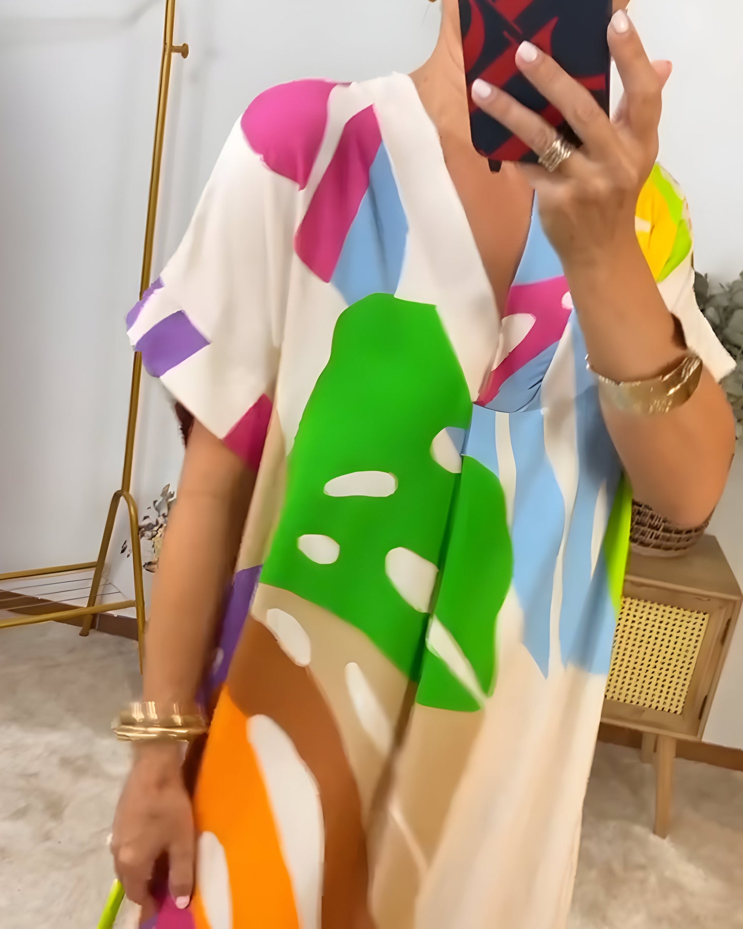 Marilou™ | Damer Oversized Farverig Sommerkjole med V-Hals | Let Løstsiddende Kjole med Abstrakt Print til Ferie og Strand