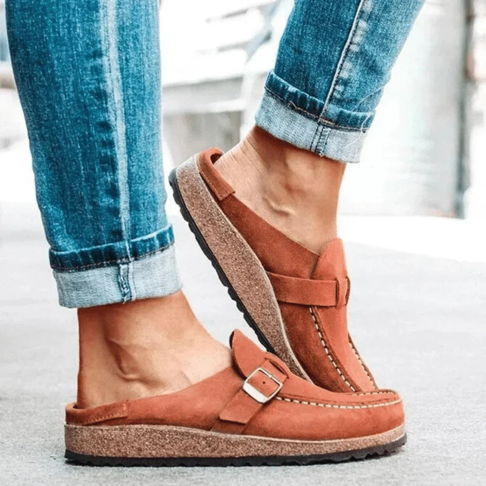 Marisol™ | Damer Ruskinds Slip-Ons med Korksål og Justerbar Spænde | Træsko | Mokkasiner