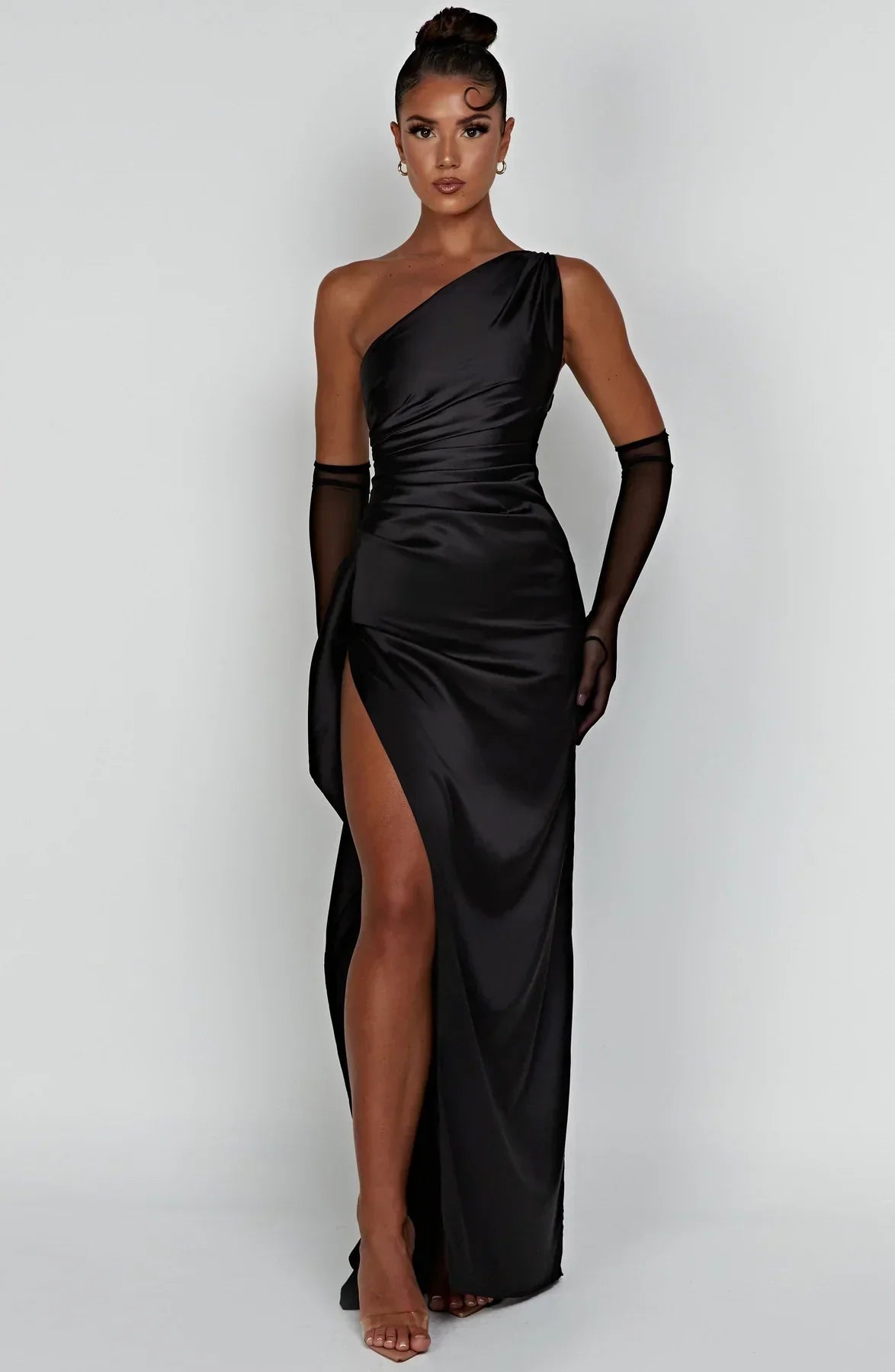 Alessia™ | Damer One-Shoulder Aftenkjole | Satin Gallakjole med Høj Slids og Åben Ryg i Asymmetrisk Design