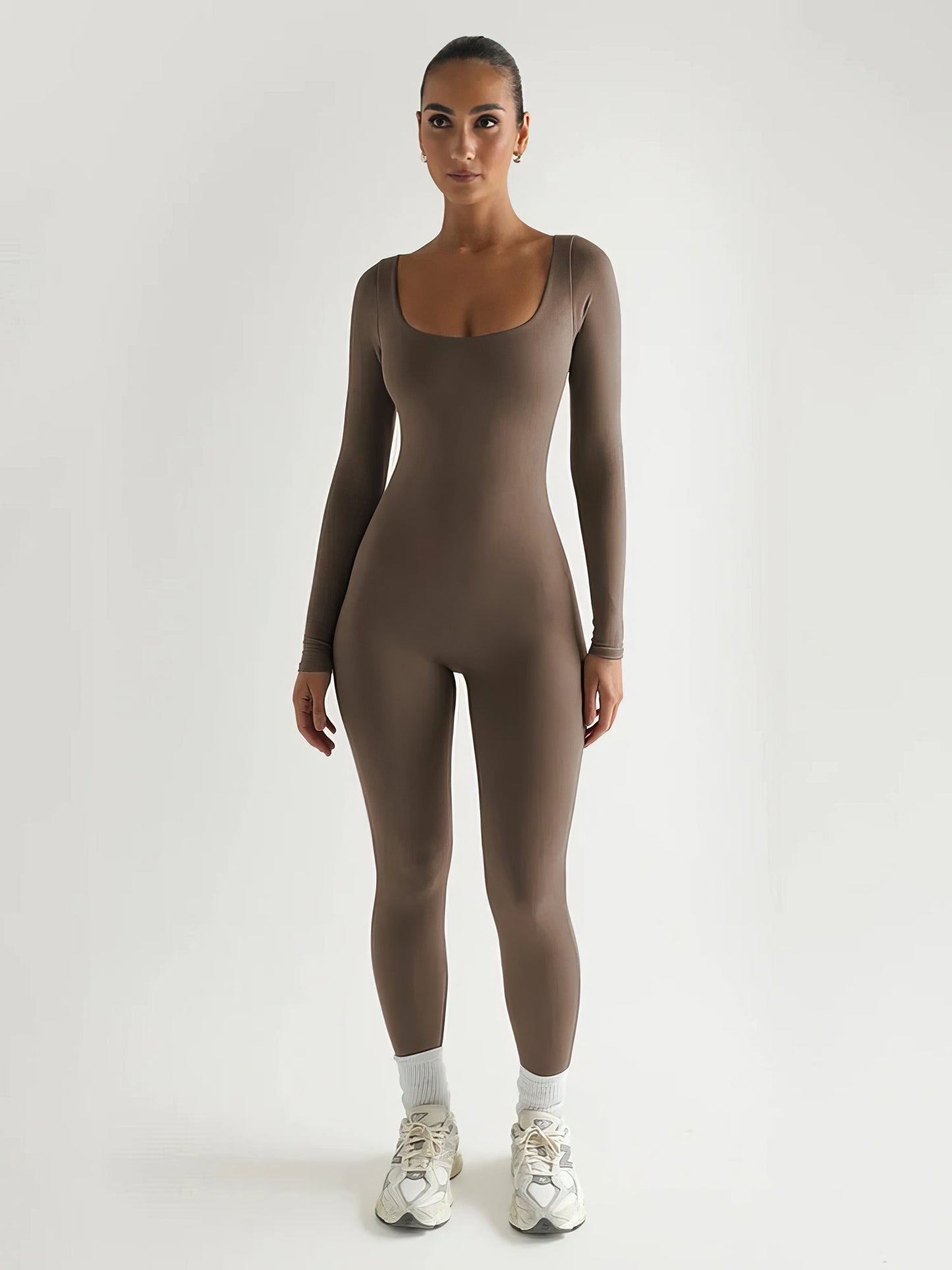 Bella™ | Elegant Jumpsuit med Bred Udskæring og Flatterende Pasform