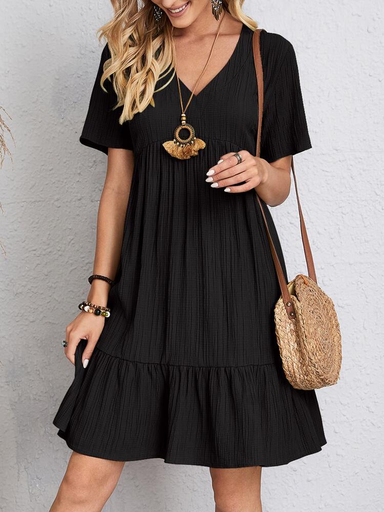 Aluna | Bomulds Sommerkjole Dame med V-Hals, Flæser & Let Boho-Stil