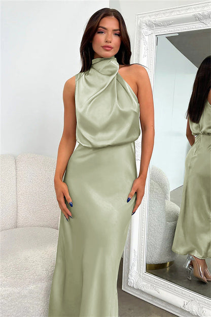 Amelie™ | Satin Halterneck Kjole med Vandfaldshals | Elegant Ærmeløs Midi Kjole til Cocktail, Galla eller Bryllup