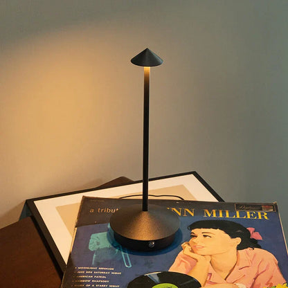 Lumeo™ | Trådløs Dæmpbar Bordlampe LED | Minimalistisk Genopladelig Designlampe med Touchfunktion og USB-C Tilslutning
