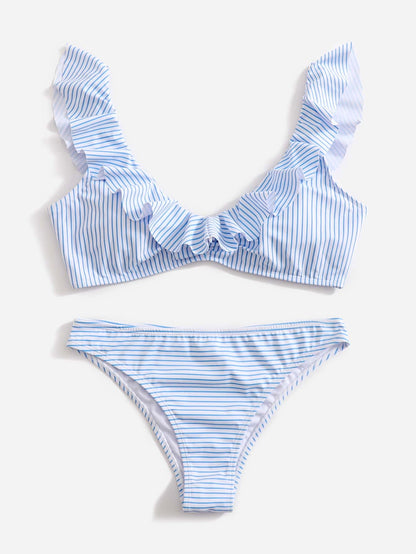 Isadora™ | Damer Stribet Bikini med Flæser | Lyseblå-Hvidt Sæt med Bindebånd og Elegant Udskæring