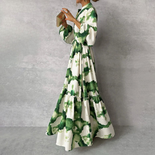 Solène™ | Boheme Tie-Dye Maxi Kjole med V-Hals, Ballonærmer og Lagdelt Nederdel
