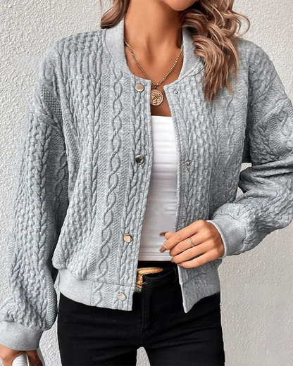 Valeria™ | Damer Luksuriøs strikket cardigan med knaplukning og elegant silhuet
