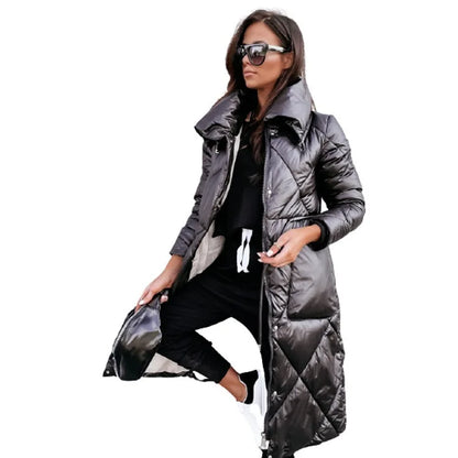Sylvenne | Lang Metallic Puffer Jakke