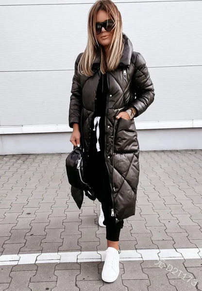 Sylvenne | Lang Metallic Puffer Jakke