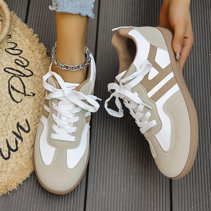 Nova | Damer Retro Sneakers | Beige-Hvid | Ruskind & Mesh | Komfortable & Letvægt | Casual Sporty Sko