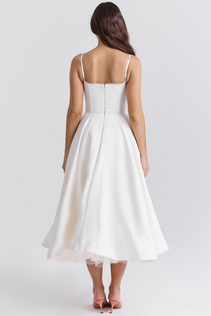 Amarielle | Elegant Midi-Kjole Med A-Linje Nederdel & Korsetliv