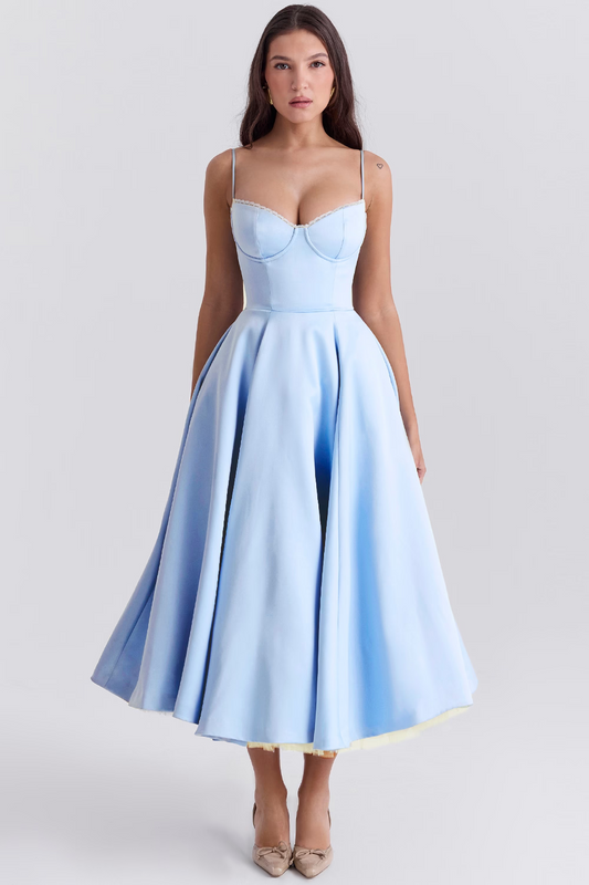 Amarielle | Elegant Midi-Kjole Med A-Linje Nederdel & Korsetliv