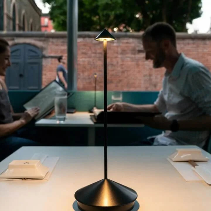 Lumeo™ | Trådløs Dæmpbar Bordlampe LED | Minimalistisk Genopladelig Designlampe med Touchfunktion og USB-C Tilslutning