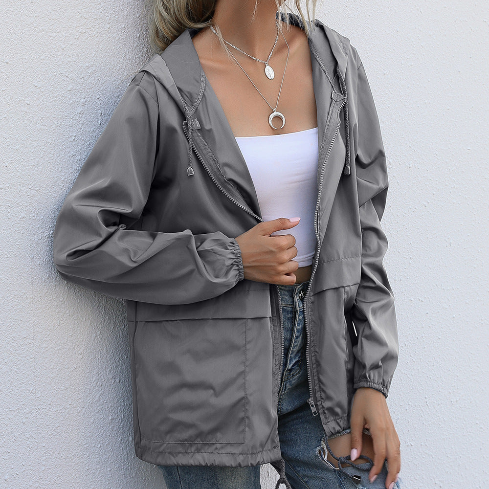 Ayla™ | Regnjakke med Lynlås, Trendy Pasform og Åndbart Design