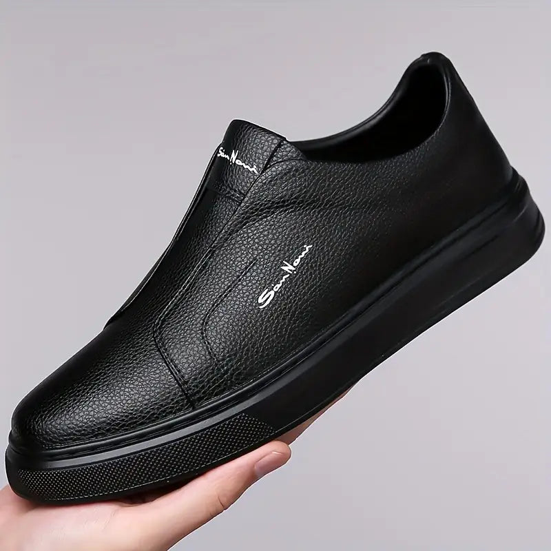 Arlen | Herre Slip-On Sneakers | Slip‑On Sko | Kunstlæder & Elastiske Sider | Komfortabel & Skridsikker