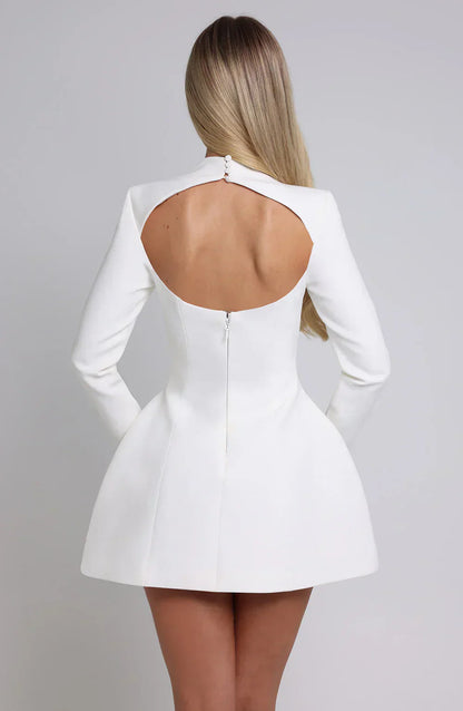 Ivana™ | Damer Luksus A-Linje Mini Kjole med Åben Ryg | Elegant & High-Fashion Design
