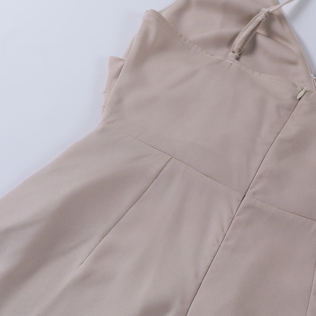 Adriana™ | Damer Satin Maxi-Kjole | Forførende med Dyb V-Hals, Spaghettistropper & Høj Slids