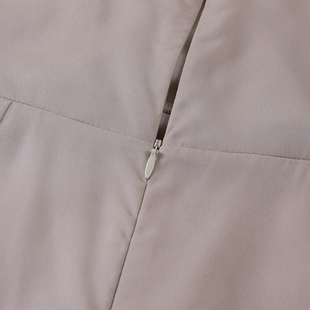 Adriana™ | Damer Satin Maxi-Kjole | Forførende med Dyb V-Hals, Spaghettistropper & Høj Slids