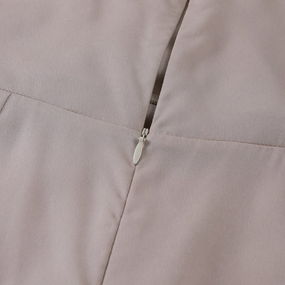 Adriana™ | Damer Satin Maxi-Kjole | Forførende med Dyb V-Hals, Spaghettistropper & Høj Slids