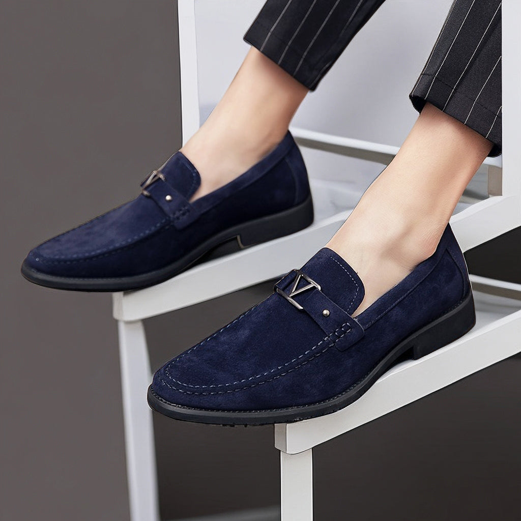 Antonio™ | Herrer Håndlavede Loafers i Ruskind med Gunmetal Spænder
