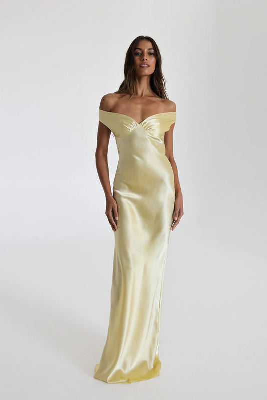 Aurelia | Satin Off-Shoulder Aften­kjole