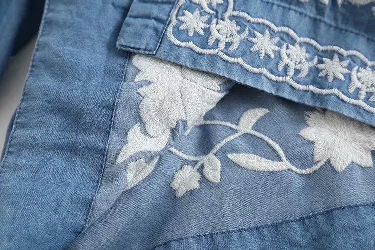 Elviora | Damer Denim-Look Bluse med Blomsterbroderi
