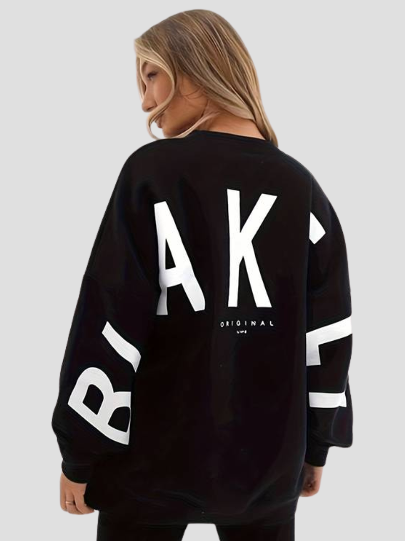 Ravaya™ | Damer Oversized Sort Sweater med Store Bogstaver | Komfortabel Streetwear Sweatshirt til Casual og Loungewear