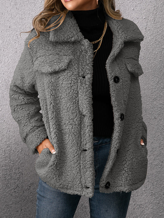 Maya™ | Neutral Plyssede Cardigan med Enkelt Knap og Lommer for Komfort og Stil