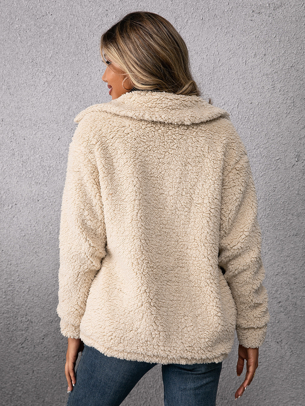 Maya™ | Neutral Plyssede Cardigan med Enkelt Knap og Lommer for Komfort og Stil