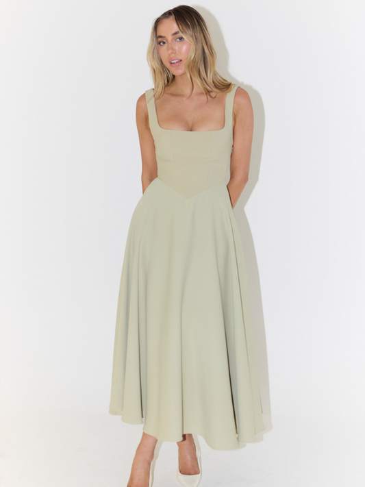Amarielle™ | Damer Ærmeløs Midi Kjole med Firkantet Halsudskæring | Elegant Sommerkjole med Svingende A-Linje til Bryllup og Middag
