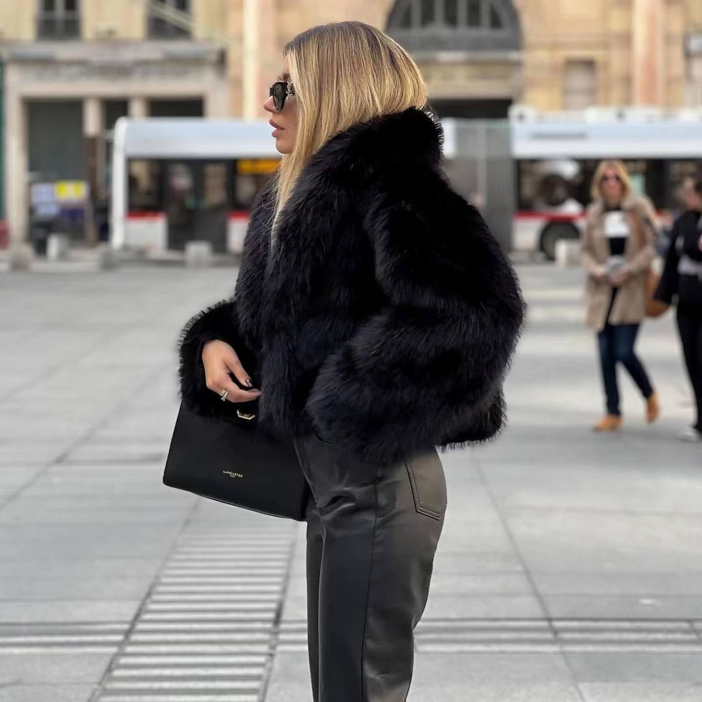 Serenya | Faux Fur Jakke