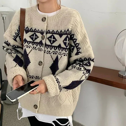 Clémentine™ | Damer Behagelig Cardigan med Rund Hals og Tidløst Design