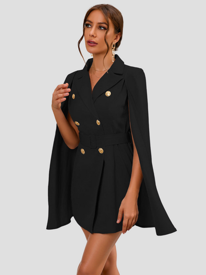 Amarielle™ | Damer Cape Blazer Kjole med Guldknapper | Chic, Elegant Cocktailkjole med Taljebælte
