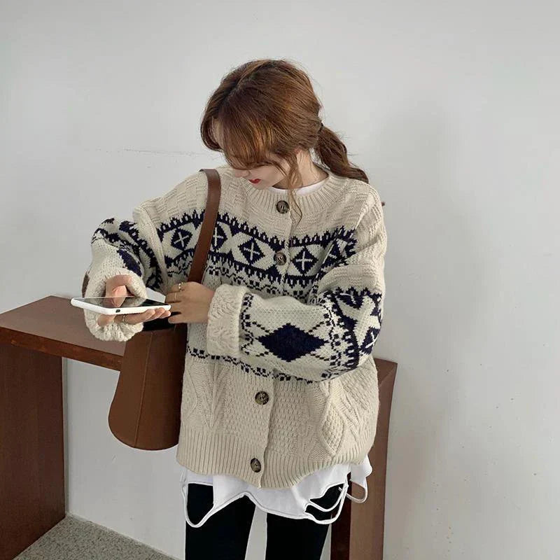 Clémentine™ | Damer Behagelig Cardigan med Rund Hals og Tidløst Design