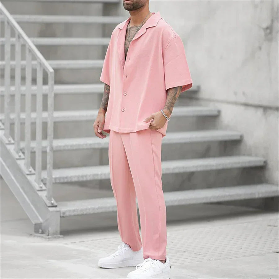 Eliano™ | Herrer Lounge Sæt 2-Dele med Skjorte med Knapper og Vide Bukser | Sommerligt Casual Sæt i Minimalistisk Stil