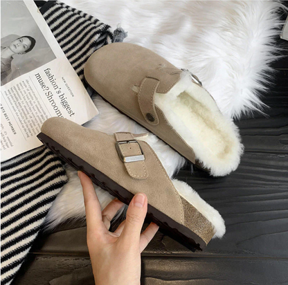 Arctic UrbanClassic™ | Komfortable Træsko med Blød Inderside og Klassisk Design | Varme Vintermules med Korksål, Teddybetræk og Skridsikker Sål