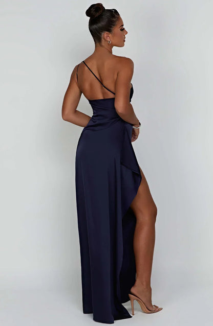 Alessia™ | Damer One-Shoulder Aftenkjole | Satin Gallakjole med Høj Slids og Åben Ryg i Asymmetrisk Design