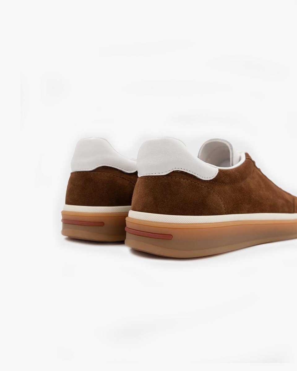 Renzo™ | Herrer Ruskind Sneakers | Klassiske Lave Sko med Retro Sål