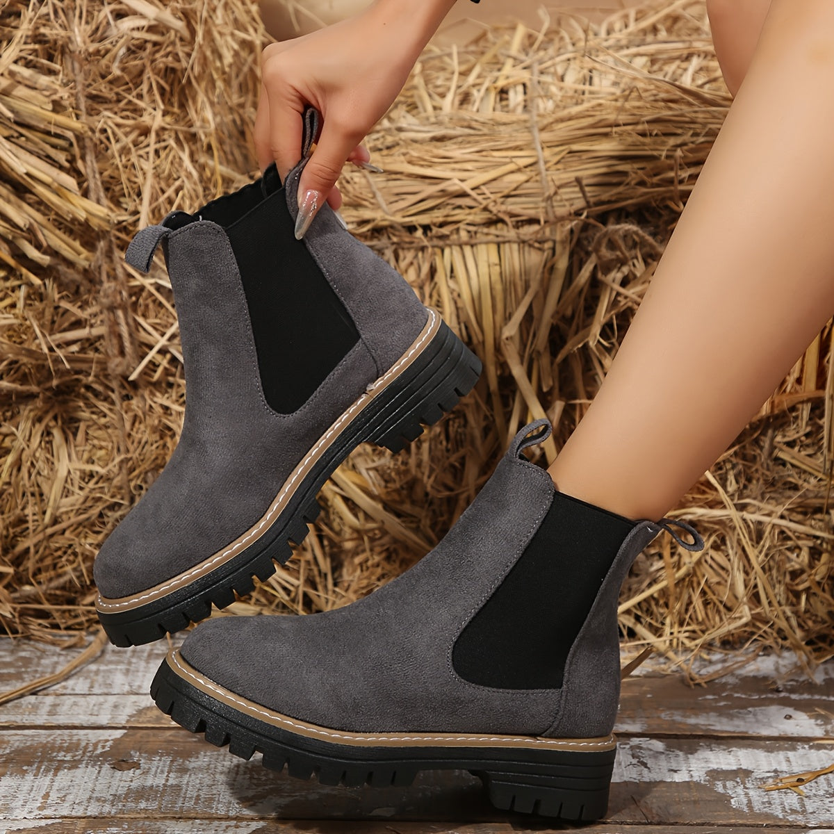 Nerina | Chelsea Boots Zwart Suede