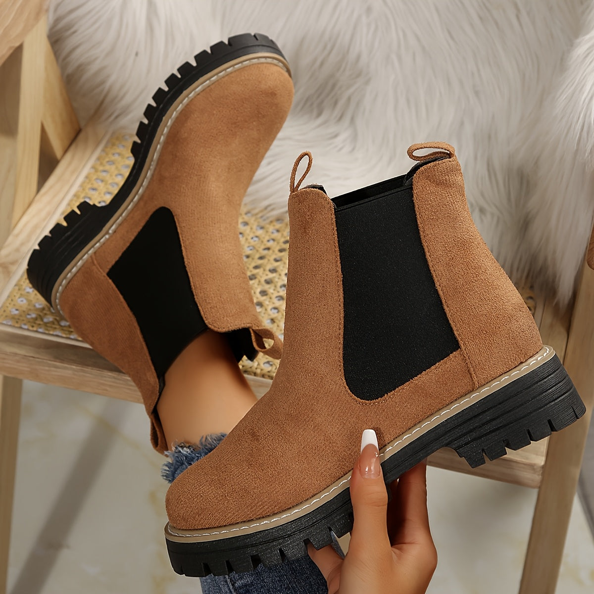 Nerina | Chelsea Boots Zwart Suede