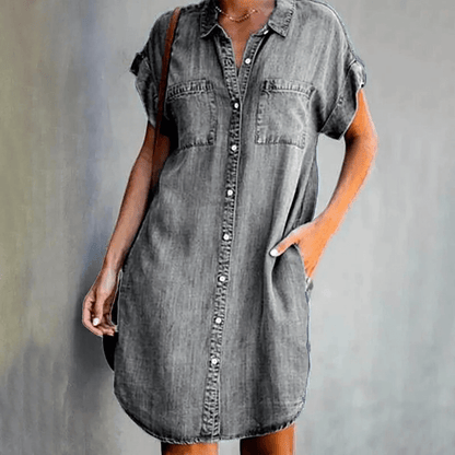Elira | Denim Skjortekjole til Damer med Korte Ærmer og Oversized Pasform